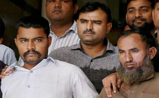 जासूसी कांड : सपा सांसद मुनव्वर सलीम का पीए फरहत गिरफ्तार