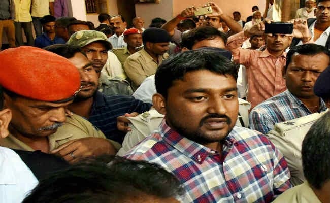 आदित्य सचदेव हत्याकांड : रॉकी यादव ने गया जिला अदालत में सरेंडर किया