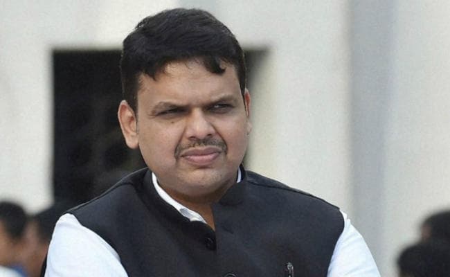 फॉक्सकॉन कहीं नहीं जा रही, महाराष्ट्र में करेगी निवेश : फडणवीस