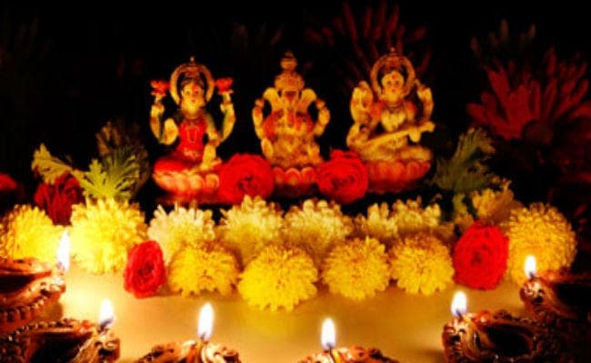 शुभ दीपावली : मां लक्ष्मी की पूजा का मुहूर्त शुरू