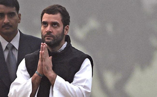 पूर्व पीएम इंदिरा गांधी की पुण्यतिथि पर राहुल गांधी के नेतृत्व में कांग्रेस ने निकाला मार्च