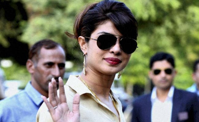 ड्वेन जॉनसन की बेटी की इस अदा की कायल हुईं प्रियंका चोपड़ा, SEE PIC...