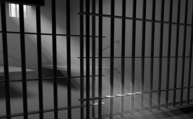 सरकारी खर्चे पर नि:सहाय व गरीब बंदियों को मिलेंगे वकील, जिला व सत्र न्यायाधीश ने मंडल कारा का किया औचक निरीक्षण