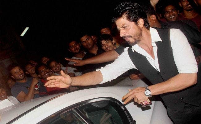 HAPPY B''DAY SRK: ''दीवाना'' से लेकर ''दिलवाले'' तक कुछ ऐसा है ''किंग खान'' का सिनेमाई सफर...