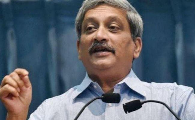 रक्षामंत्री पर्रिकर जाएंगे उरी, यहां सेना के शिविर पर आतंकियों ने किया था हमला