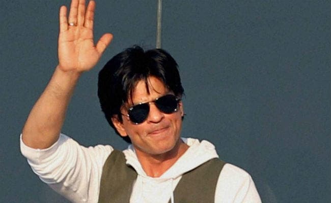 कुछ इस तरह बॉलीवुड सेलीब्रिटीज ने शाहरुख खान को कहा ''हैप्‍पी बर्थडे''