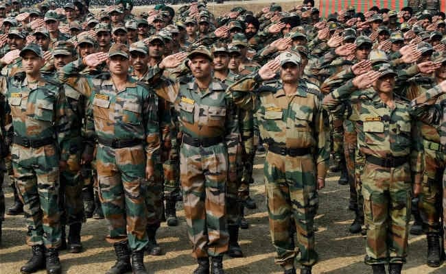 लद्दाख में चीनी और भारतीय सैनिकों के बीच गतिरोध