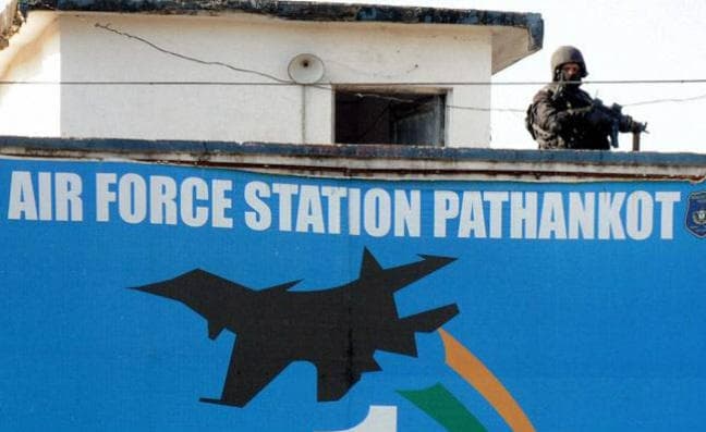 पठानकोट रिपोर्टिंग: ''एनडीटीवी इंडिया'' पर 24 घंटे का बैन, चैनल ने रखा अपना पक्ष, एडिटर्स गिल्ड ने की निंदा