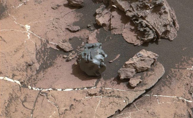 क्यूरियोसिटी रोवर ने मंगल पर खोजा दुर्लभ ‘एग रॉक''