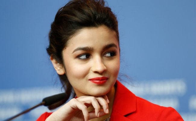 तो इस डर से हमेशा काम करने के लिए एक्टिव रहती हैं आलिया भट्ट