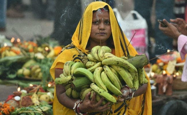 देशभर में धूम-धाम से मनी छठ पूजा... देखें तस्वीरों में