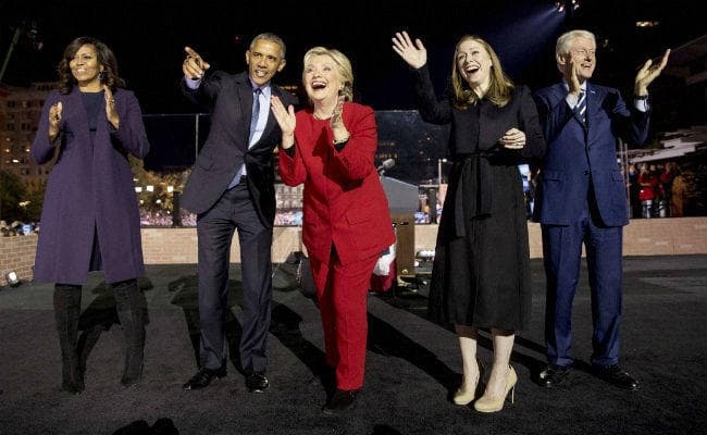 अमेरिकियों को तय करना है कि वे आगे बढ़े या पीछे जाएं : बिल क्लिंटन