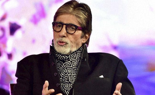 500-1000 के नोट बंद, बोले बिग बी- तो इसलिए 2000 रुपये का नोट है पिंक!