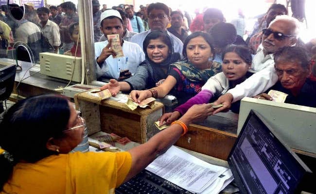 शनिवार, रविवार को भी खुले रहेंगे बैंक, बदल सकते हैं 500, 1000 के नोट