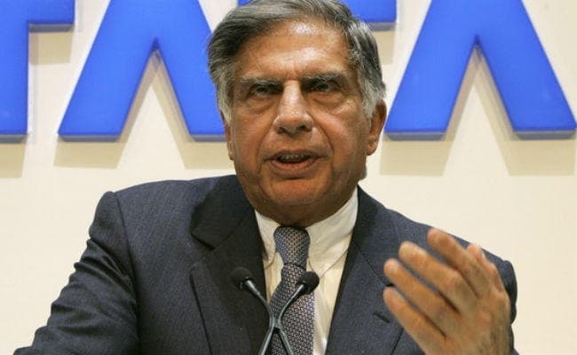 तेज हुई कॉरपोरेट जंग, टाटा संस ने साइरस मिस्त्री की बर्खास्तगी को चिट्ठी लिखकर सही ठहराया