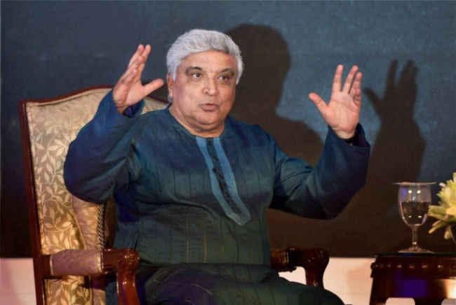 तीन तलाक की प्रथा तुरंत बंद होनी चाहिए : जावेद अख्तर