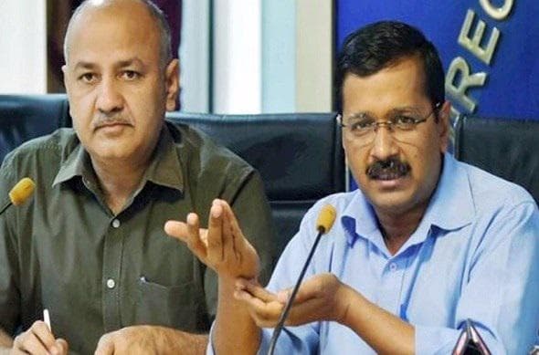 केजरीवाल और सिसौदिया ने नमक और नोट से आ रही परेशानियों का जायजा लिया