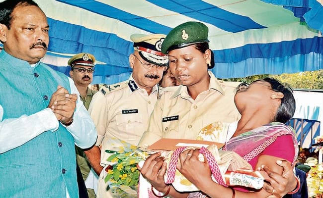 झारखंड स्थापना दिवस : CM दास से विशेष बातचीत, कानून पैरों की बेड़ियां न बने, लोगों को शक्ति दे