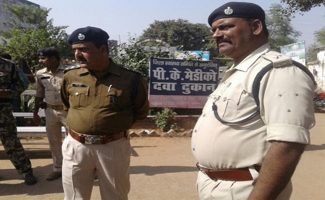 नोटबंदी : बैंकों की चौखट पर पांच लोगों की मौत