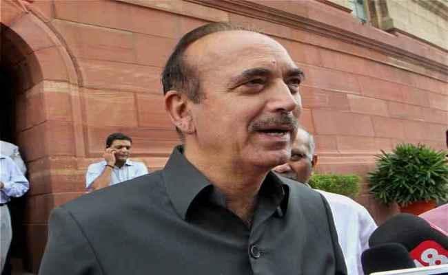 ऐसा कोई शख्स नहीं, जो इस वक्त नोटबंदी से परेशान न हो : आजाद