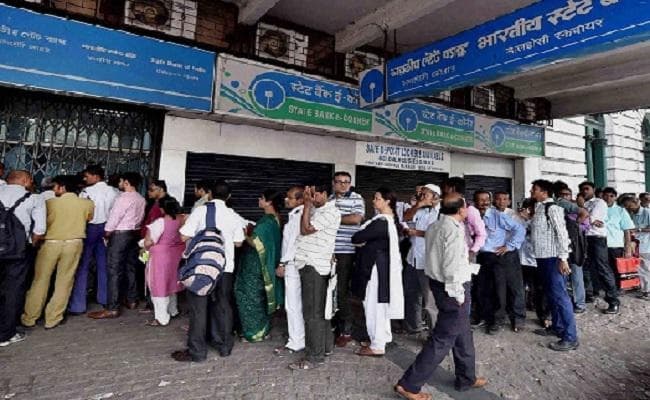 अगले सप्ताह तक व्यवस्थित हो जाएंगे आधे ATM
