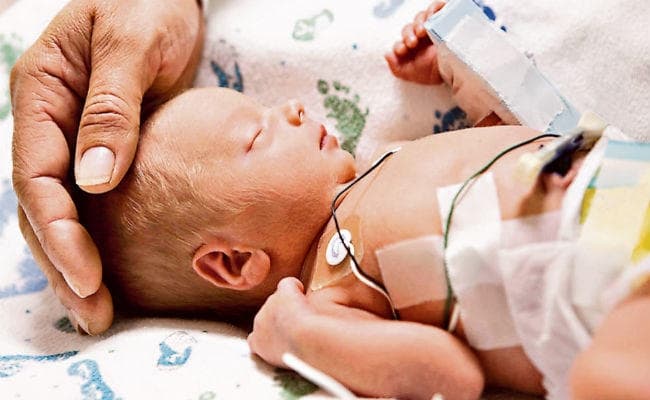 वर्ल्ड प्रीमेच्योरिटी डे : देश में जन्म लेनेवाला हर तीसरा बच्चा है प्रीमेच्‍योर