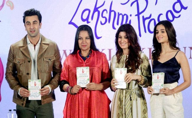 ट्विंकल खन्ना की बुक लॉन्च पर अक्षय, रणबीर, आलिया संग पहुंचे कई सितारे