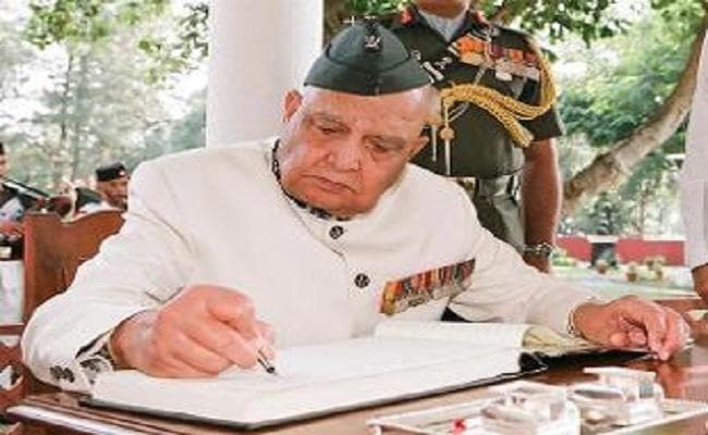 लेफ्टिनेंट जनरल सिन्हा के निधन पर कोविंद, नीतीश ने शोक संवेदना व्यक्त की