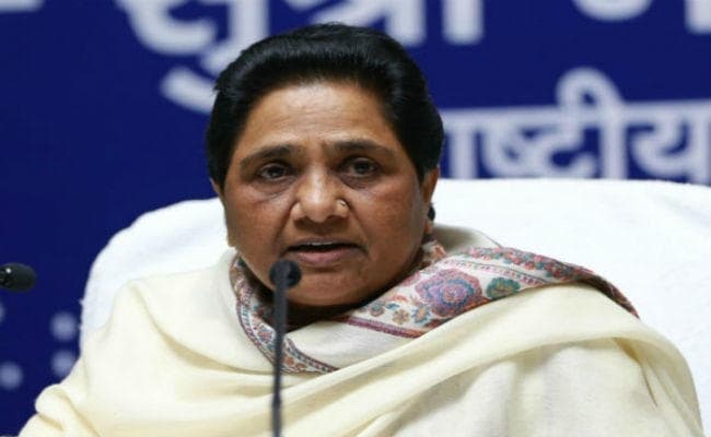 नोटबंदी से देश की जनता परेशान है, पीएम सदन में आकर उनकी समस्या सुनें : मायावती