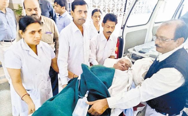 सीबीआई की पकड़ में आते रेलवे का घूसखोर जनरल सर्जन बेहोश, तिमारदारी में जुटे जांच अधिकारी