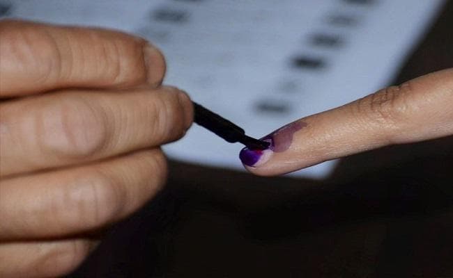 बिहार नगरपालिका चुनाव में पहली बार हर मतदाता डालेगा तीन-तीन वोट, पहले चरण का मतदान आज