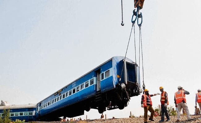 कानुपर रेल हादसा: संरक्षा व सुरक्षा में चूक का नतीजा