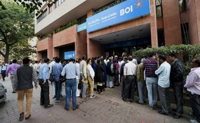 नोटबंदी के बाद देशभर के बैंकों में जमा हुए 5.12 लाख करोड़ रुपये : RBI