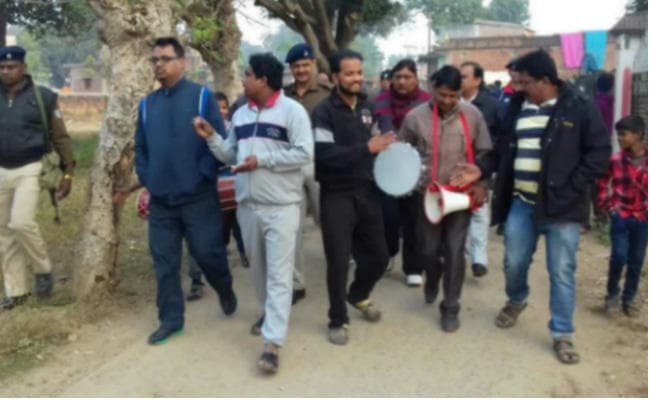 अनूठी पहल : कोडरमा में ‘कलेक्टर साहब” की मुहिम, शौचालय नहीं होने पर बजायेंगे ढोल