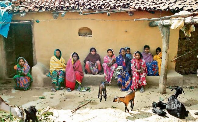 बड़ी बेटी का अंतिम संस्कार कर घर लौटा पिता, तो छोटी बेटी भी मृत मिली