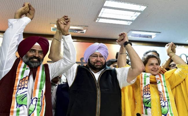 सिद्धू की पत्नी नवजोत कौर ने थामा कांग्रेस का हाथ