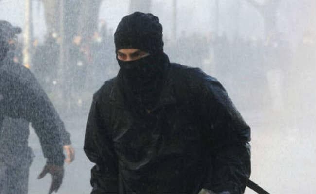 अलकायदा की तीन संदिग्ध आतंकी गिरफ्तार, मोदी समेत कई नेता थे निशाने पर