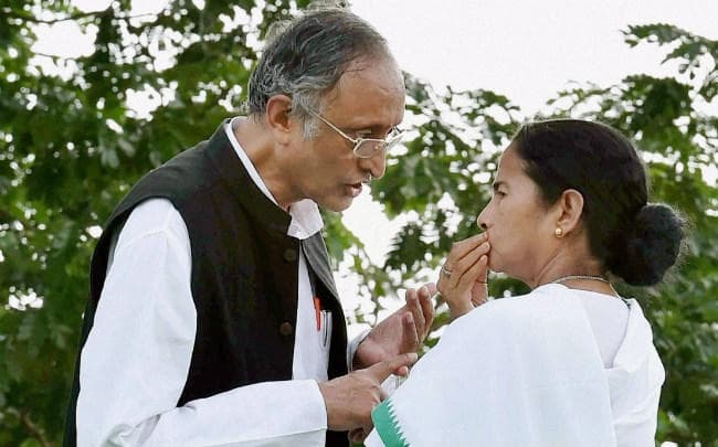 आज पटना में ममता बनर्जी मोदी की नोटबंदी का करेंगी विरोध, लालू नहीं होंगे शामिल