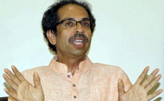 नगर निकायों में भाजपा की जीत को नोटबंदी से जोडने वाले मूर्ख हैं : शिवसेना