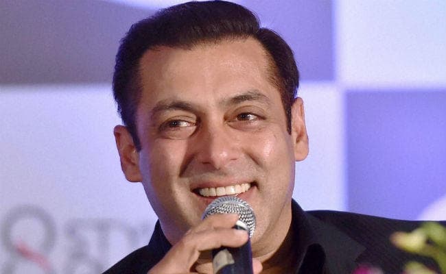 न पीछे देखना न पीछे मुड़ना...अहान: सलमान खान