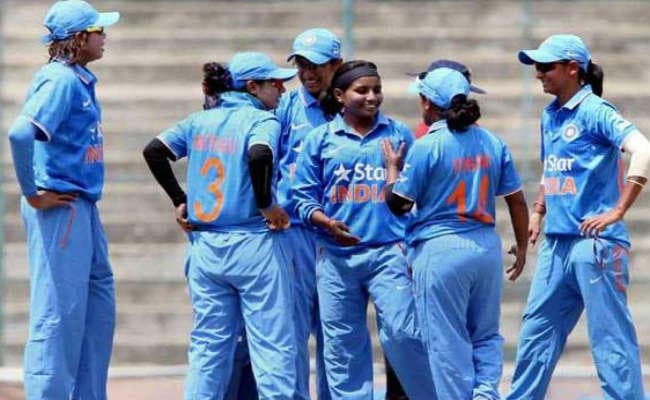 झूलन ने रचा इतिहास, टी-20 विकेटों का हाफ सेंचुरी पूरा करने वाली पहली भारतीय बनी