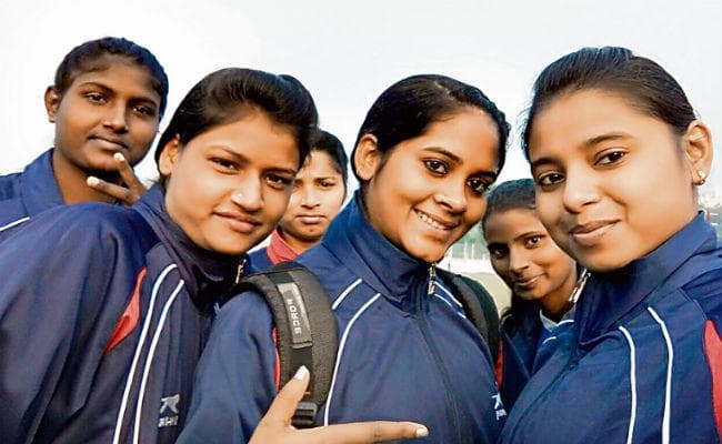 राष्ट्रीय फलक पर छा रहीं दियारा की लड़कियां