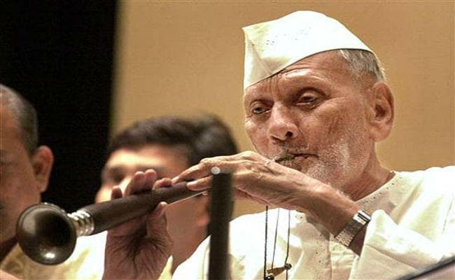 उस्ताद बिस्मिल्लाह खान की पांच शहनाई हुई चोरी, प्राथमिकी दर्ज