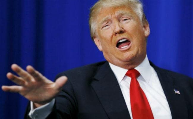 चीन पर फिर सख्‍त डोनाल्‍ड ट्रंप, मुद्रा और दक्षिणी चीन सागर पर की आलोचना