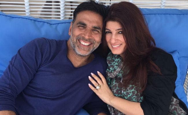 पति अक्षय को लेकर बोलीं ट्विंकल खन्‍ना,'' वो किताब नहीं पढ़ते हैं लेकिन...''