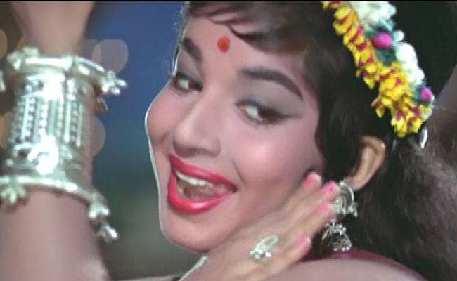 अलविदा अम्मा : धर्मेन्द्र के साथ इस फिल्म में नजर आयीं थीं ''झुमकी''