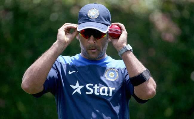 ODI सीरीज से पहले इंग्लैंड के साथ दो-दो हाथ करेंगे धौनी