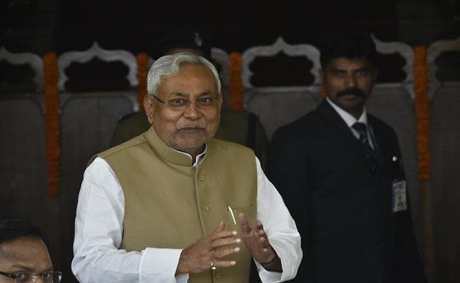 निश्चय यात्रा का तीसरा चरण : पूर्णिया पहुंचे सीएम नीतीश, कल अररिया का करेंगे दौरा