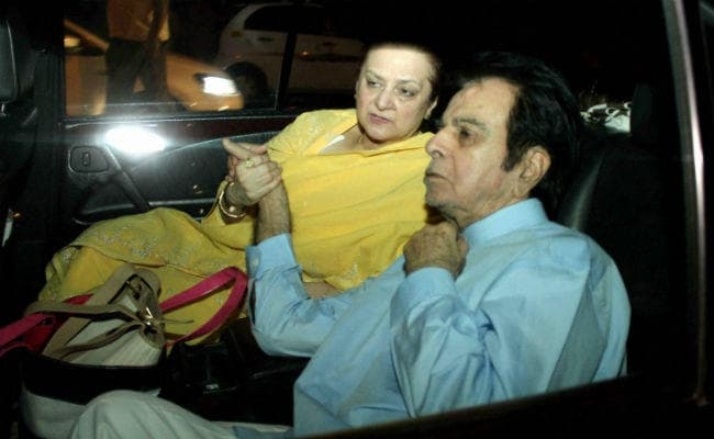 फिर अस्पताल में भर्ती हुए दिलीप कुमार, बोलीं सायरा बानो- स्वास्थ्य बिल्कुल ठीक, लेकिन...