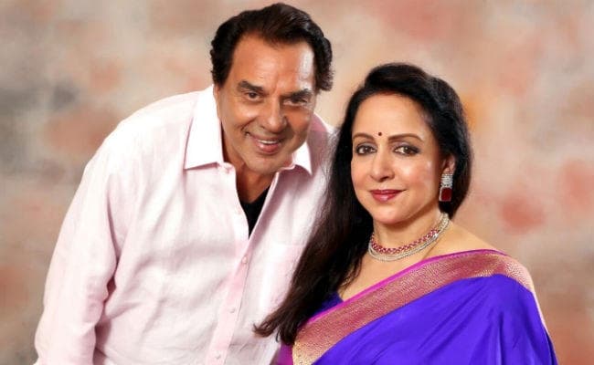 हैप्‍पी बर्थडे ''वीरू'' धर्मेंद्र, हेमा मालिनी और बिग बी ने कुछ ऐसे दी बधाई...